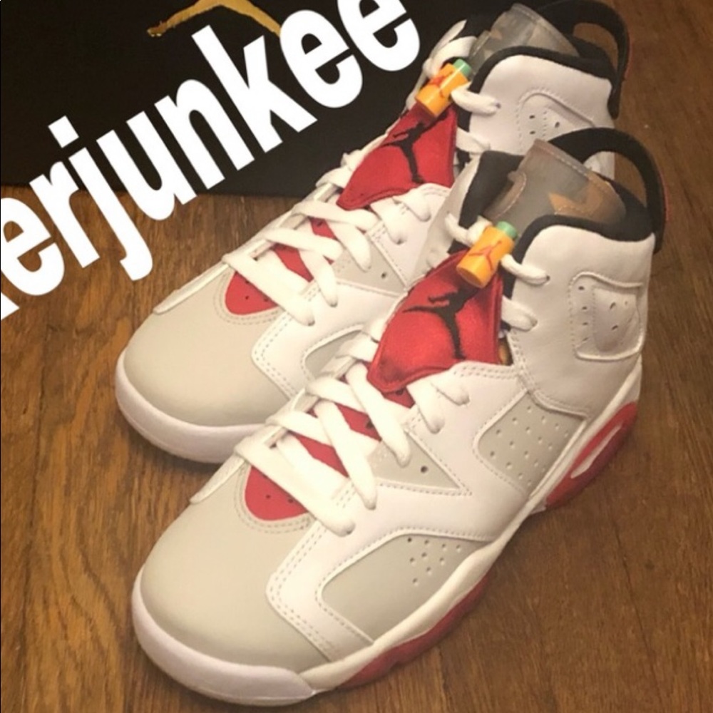 Retro 6 “Hares”